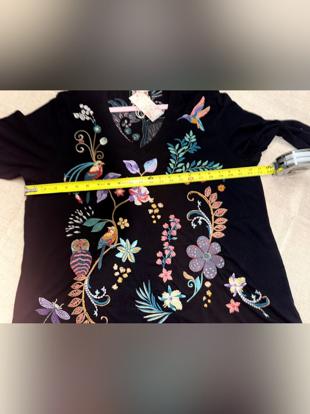 Johnny Was Heavily Embroidered V-Neck Long-Sleeve Top with Multicolor Designs - Picture 4 of 12